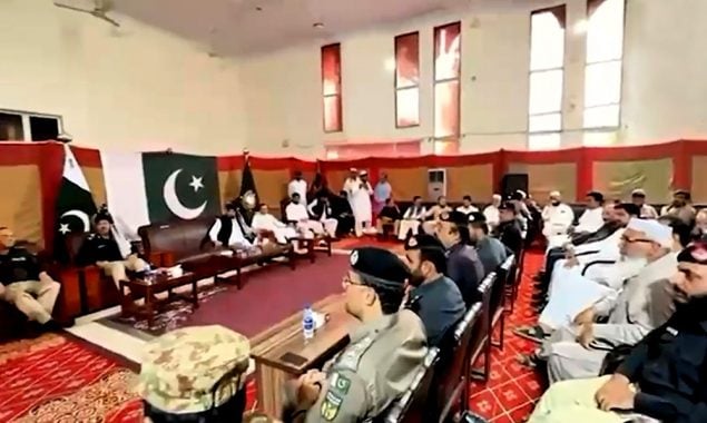 دہشتگردی کیخلاف متحد حکمت عملی؛ لکی مروت میں عسکری و سول قیادت کا مشترکہ عزم