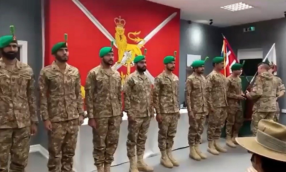 ایکسرسائز کیمبرین پیٹرول 2025 میں پاک فوج کی بڑی کامیابی؛ گولڈ میڈل اپنے نام کرلیا