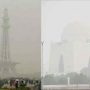 موسم کی تبدیلی کے ساتھ ہی لاہور اور کراچی کی فضا مضر صحت قرار