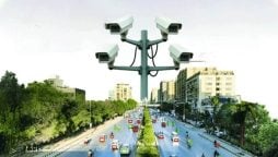 شہرقائد میں ٹریفک کی خلاف ورزی؛ دوسرے روز بھی ڈھائی کروڑ سے زائد کے ای چالان