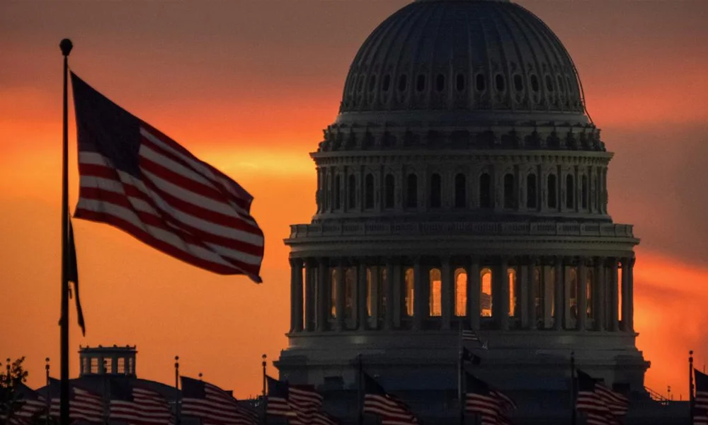 امریکی سینیٹ نے حکومت کا شٹ ڈاؤن ختم کرنے کا بل منظور کر لیا