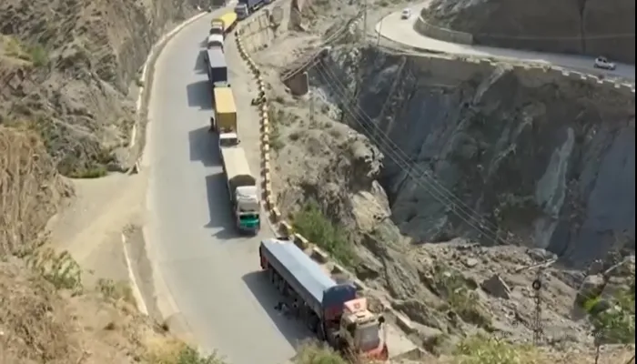 پاک افغان سرحدی بندش؛ افغانستان کو کتنے ملین ڈالر کا نقصان ہونے لگا؟