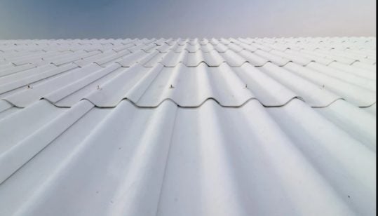 گھروں کی چھتوں کو ٹھنڈا رکھنے اور ہوا سے پانی کشید کرنے والا انقلابی پینٹ تیار