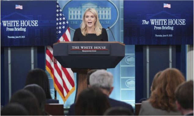 وائٹ ہاؤس میں صحافیوں کے داخلے پر نئی پابندیاں عائد