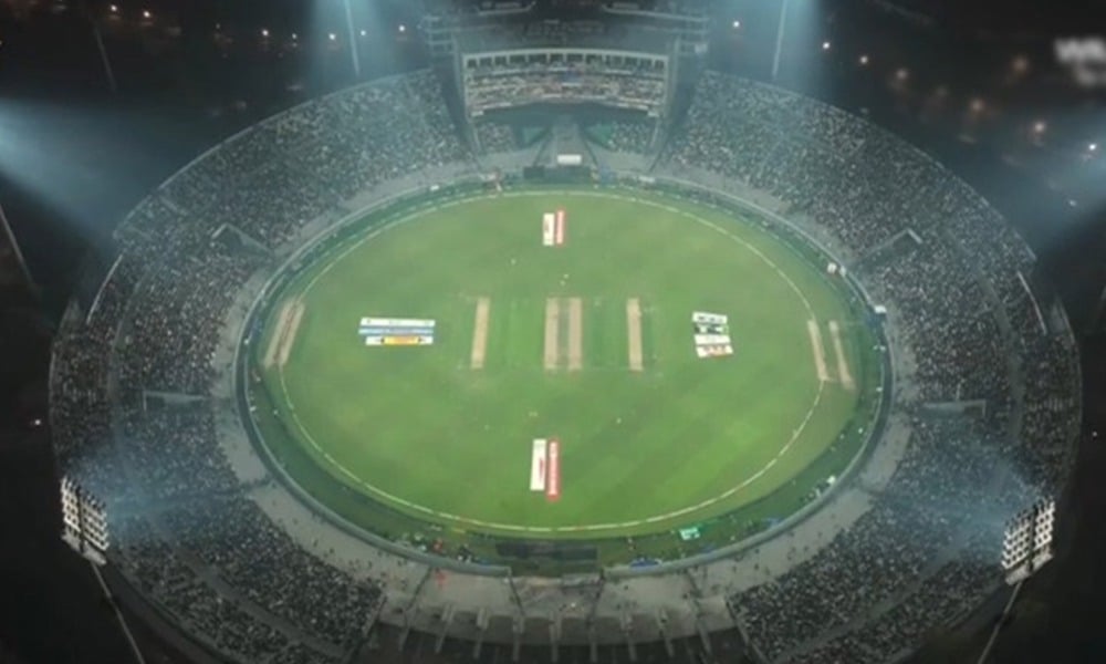 لاہوریوں کا نیا ریکارڈ، پاک جنوبی افریقا میچ میں قذافی اسٹیڈیم ہاؤس فل