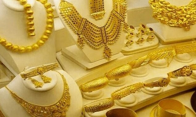 سونے اور چاندی کے بھاؤ آج کیا رہے، قیمت میں ہوئی کتنی کمی؟