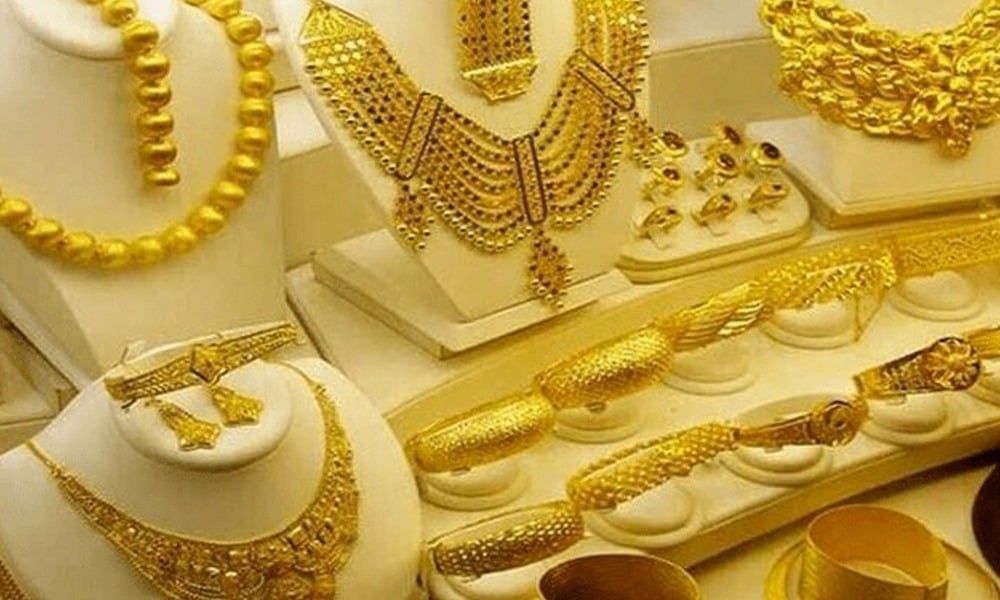 سونے اور چاندی کے بھاؤ آج کیا رہے، قیمت میں ہوئی کتنی کمی؟