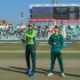پاکستان کا جنوبی افریقہ کے خلاف ٹاس جیت کر بیٹنگ کا فیصلہ