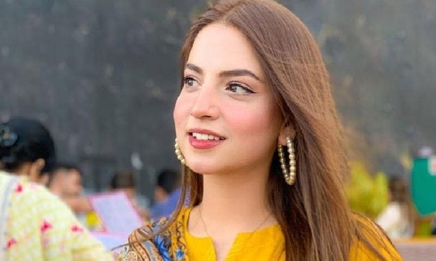 دنانیر مبین کے بچپن کی ویڈیو وائرل؛ سوشل میڈیا پر دلچسپ تبصرے