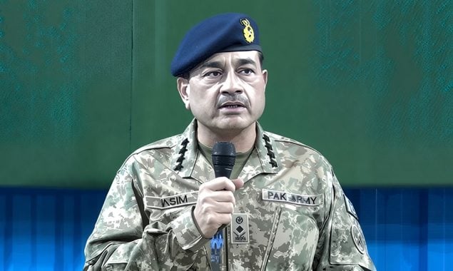 قوم کے معماروں پر کوئی آنچ نہ آئے؛ فیلڈ مارشل کی کیڈٹ کالج وانا آپریشن کے دوران ہدایت