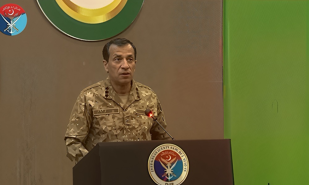 ڈی جی آئی ایس پی آر کی طلباء و اساتذہ کے ساتھ نشست، قومی صورتحال پر گفتگو