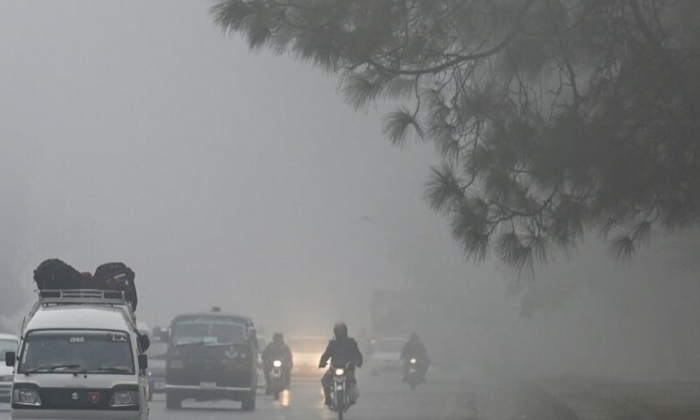 شہر قائد میں موسم سرما کی آمد، صبح دھند، راتیں خنک، دن بدستور گرم