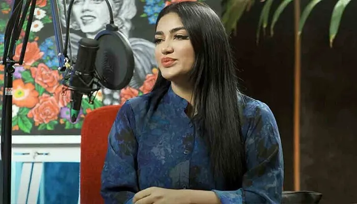 متھیرا نے ریمپ واک پر تنقید کرنے والوں کو آڑے ہاتھوں لے لیا