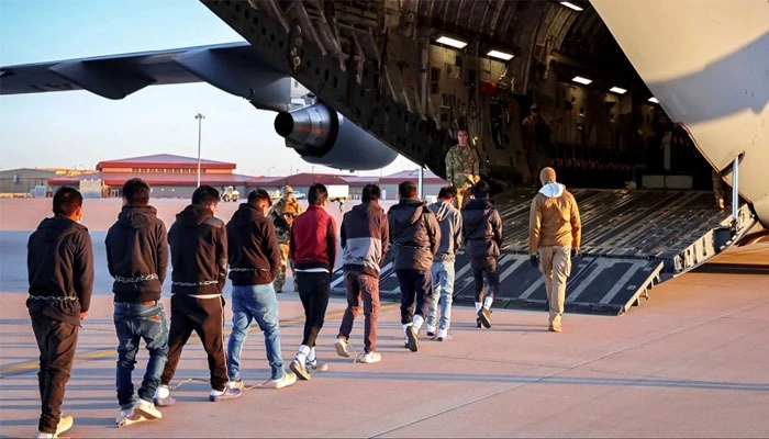 امریکہ سے ملک بدر 55 شہری جلد وطن واپس پہنچیں گے، ایران کی تصدیق