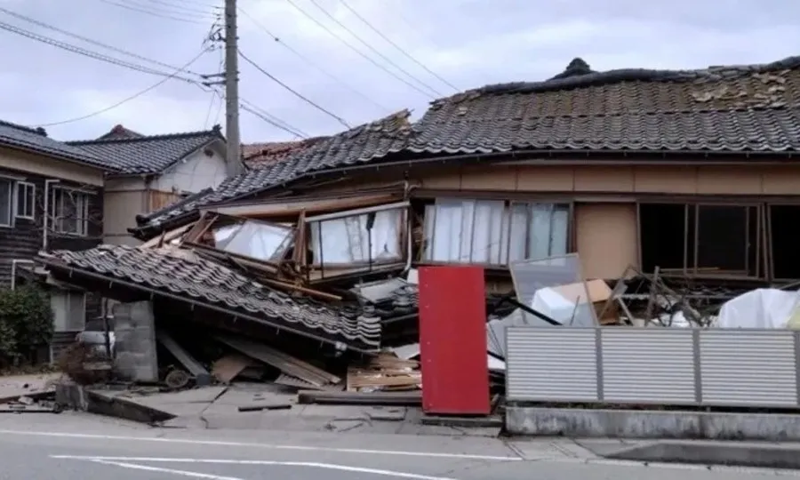 جاپان میں 7.6 شدت کا زلزلہ، سونامی وارننگ جاری