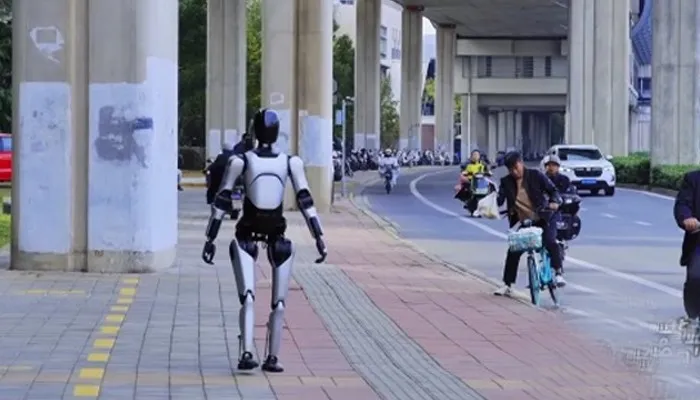 چینی روبوٹ نے 100 کلومیٹر مسافت طے کر کے نیا عالمی ریکارڈ قائم کر دیا