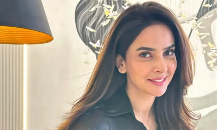 کراچی سے بیزار صبا قمر نے نئے شہر منتقل ہونے کا اعلان کردیا