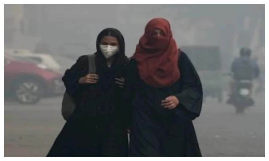 اسموگ سے خود کو کیسے محفوظ رکھیں ؟  ماہرین نے بتا دیا