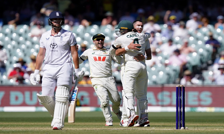 ایشز سیریز: انگلینڈ مشکلات کا شکار، دوسرے دن آسٹریلیا کو 158 رنز کی برتری