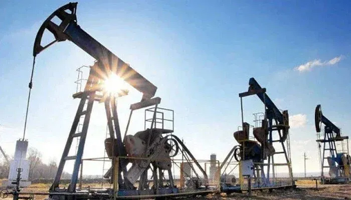 تیل و گیس کے شعبے سے معیشت کیلئے مثبت خبر
