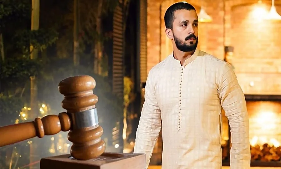 2027 تک کا ویزہ بھی کام نہ آیا، معروف یو ٹیوبر رجب بٹ برطانیہ سے ملک بدر