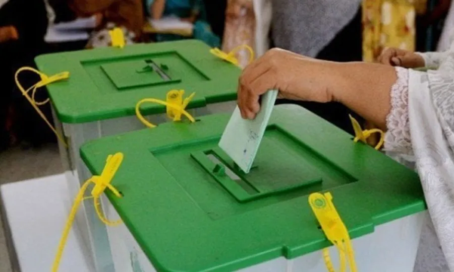 سندھ: حلقہ پی ایس 9 شکارپور میں ضمنی انتخاب کیلئے پولنگ کا عمل جاری