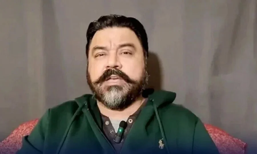 بھگوڑے یوٹیوبر عادل راجہ کا نام فورتھ شیڈول میں شامل، نوٹیفکیشن جاری