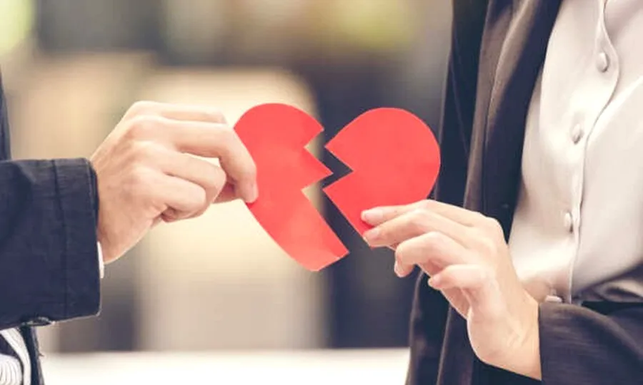 زیادہ کھانا مہنگا پڑگیا، چینی نوجوان نے منگیتر سے منگنی توڑ دی