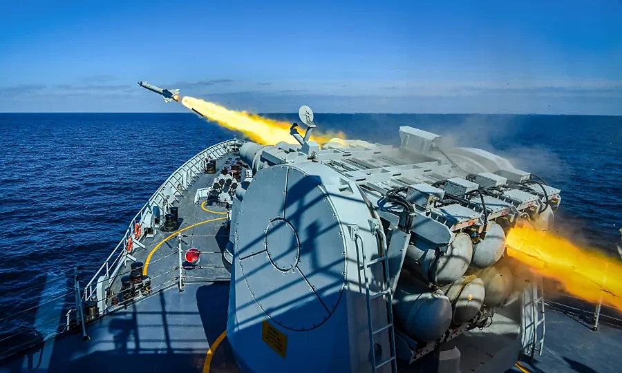 شمالی بحیرہ عرب میں پاک بحریہ کی جنگی مشق، جدید میزائل کی کامیاب لائیو فائرنگ