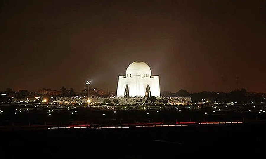 کراچی میں زلزلے کےجھٹکے محسوس، شدت 5.2 ریکارڈ