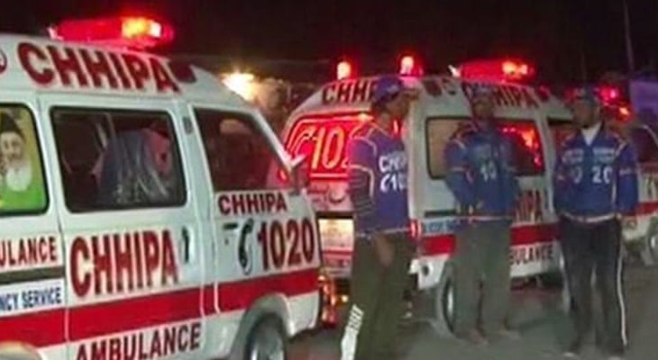 کراچی، گلشن اقبال کے فلیٹ سے 3 خواتین مردہ اور اور ایک مرد نیم بے ہوش حالت میں برآمد