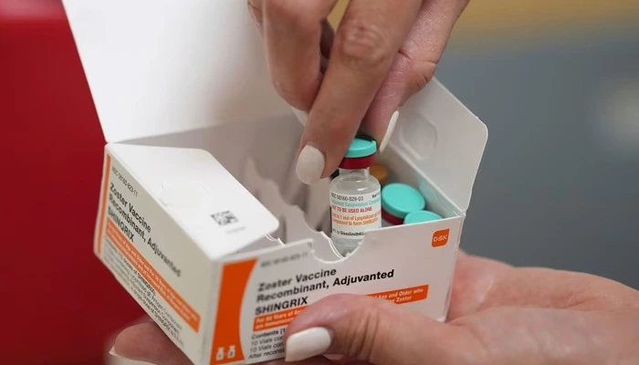 شنگلز ویکسین ڈیمینشیا کی رفتار سست کرنے میں مددگار ہو سکتی ہے، نئی تحقیق