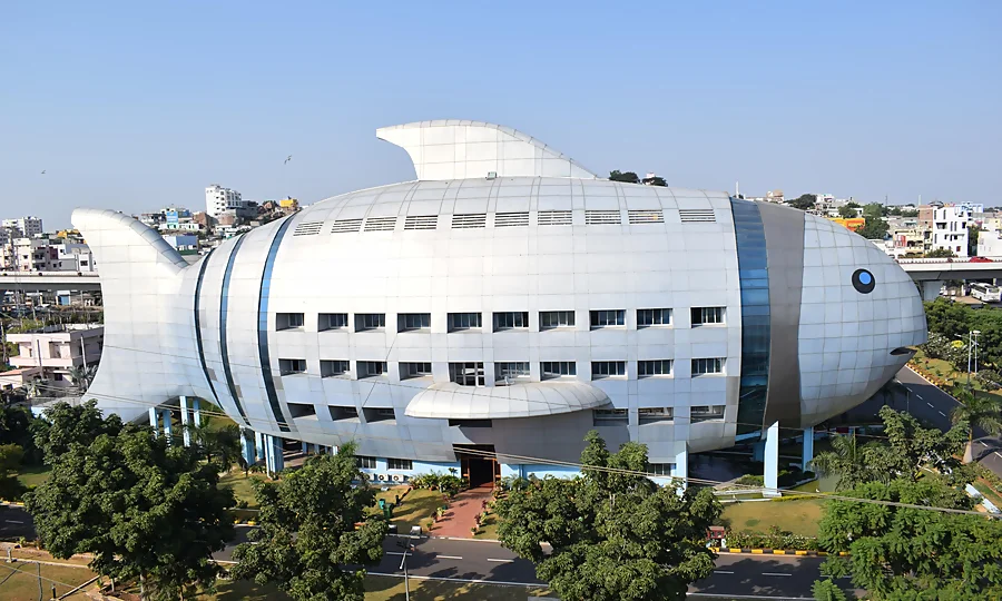 مچھلی والی عمارت نے دنیا کو چونکا دیا، عجیب و غریب فنِ تعمیر کی عالمی فہرست میں شامل