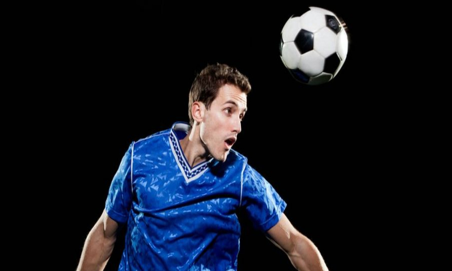 گیند کو سر سے مارنے والے کھلاڑی الزائمر، پارکنسن اور موٹر نیورون کا ممکنہ شکار