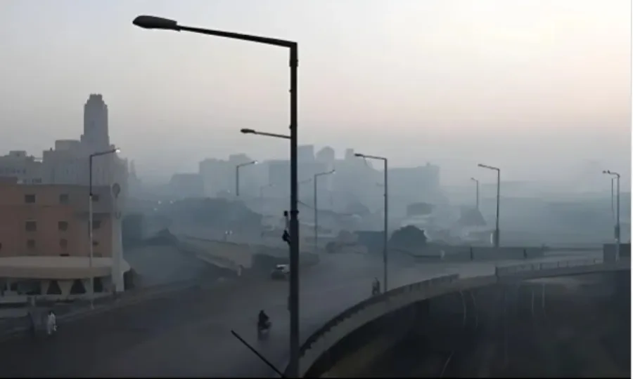 شہرِ قائد شدید سردی کی لپیٹ میں، یخ بستہ ہواؤں کا راج برقرار