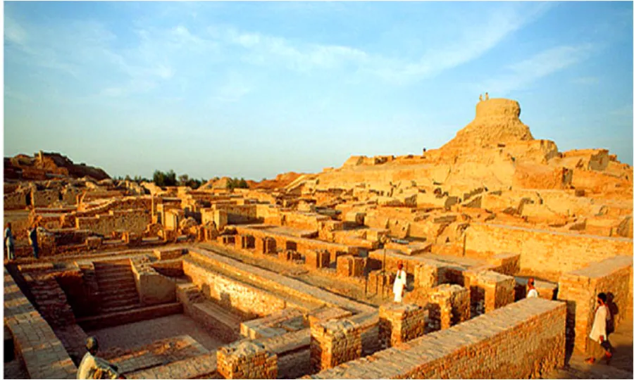 موہن جو دڑو میں کھدائی کے دوران فصیل دریافت