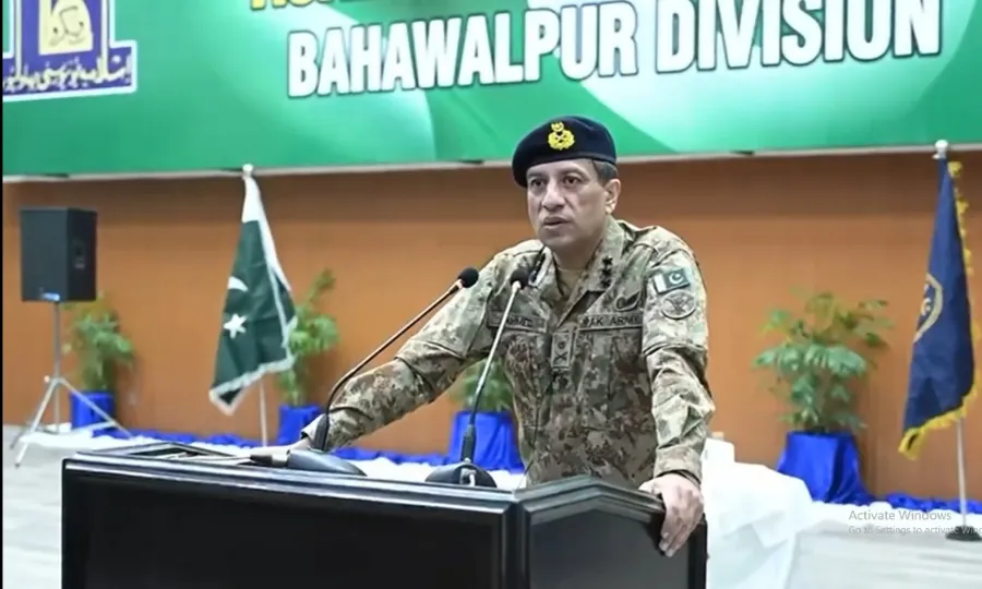 ‏ڈی جی آئی ایس پی آر کی اسلامیہ یونیورسٹی بہاولپور میں اساتذہ اور طلباء سے خصوصی نشست