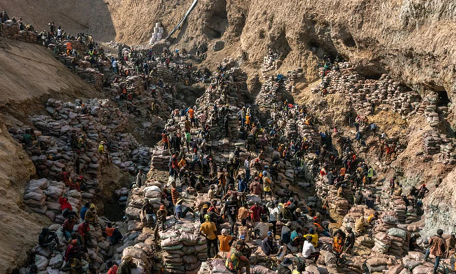 کانگو میں کالٹن دھات کی کان بیٹھ گئی، 200 سے زائد افراد کے جاں بحق ہونے کا خدشہ