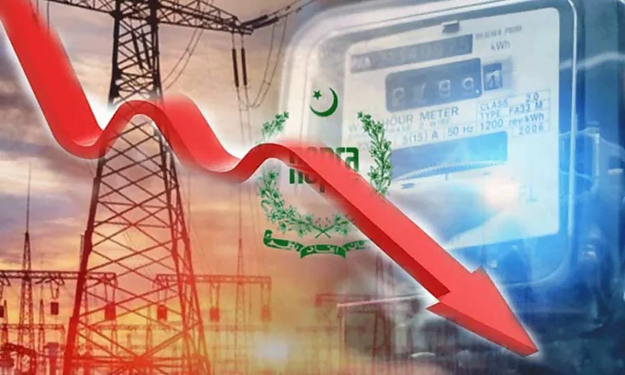 بجلی صارفین کے لیے بڑی خوشخبری، کراس سبسڈی میں 123 ارب روپے کی کمی