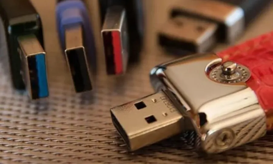 ایف بی آر نے ڈیٹا ٹرانسفر ڈیوائسز کی نئی پرائس ویلیوایشن کر دی