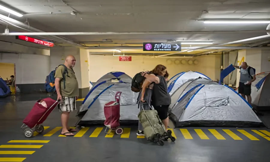 امریکا نے اپنے سفارتی عملے کو فوری طور پر اسرائیل چھوڑنے کا حکم دے دیا