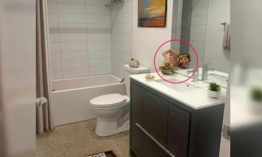 ایڈٹ کرتے وقت اے آئی نے تصویر آسیب زدہ بنادی