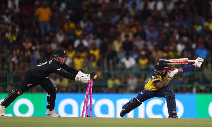 سپر 8؛ نیوزی لینڈ کی سری لنکا کو شکست، پاکستان کے لیے مشکلات بڑھ گئیں