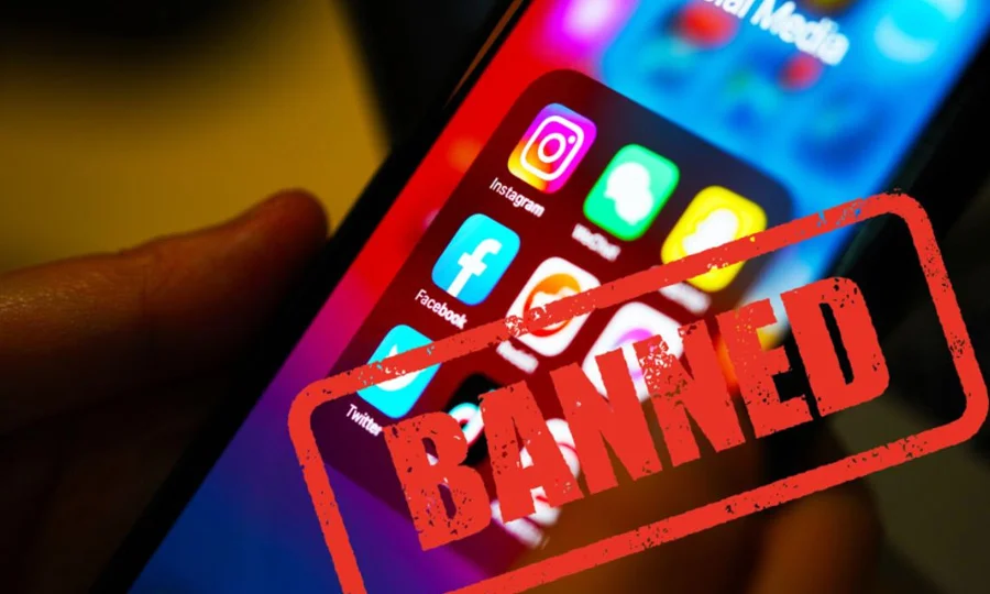 ایک اور ملک کا 15 سال سے کم بچوں کے لیے سوشل میڈیا پر پابندی لگانے کا فیصلہ