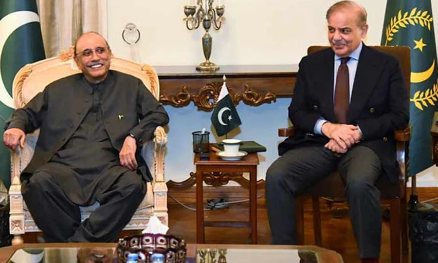 صدر مملکت اور وزیر اعظم کی ملاقات؛ سیاسی، معاشی اور سلامتی صورتحال پر تبادلہ خیال