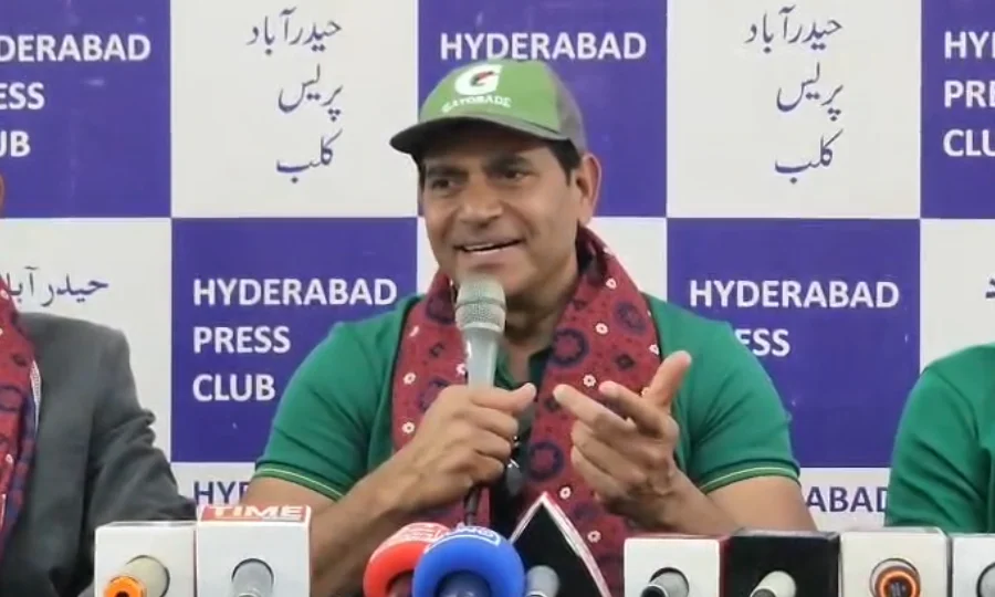 15 فروری کو پاک بھارت ٹاکرے پر عاقب جاوید کا بڑا بیان سامنے آ گیا