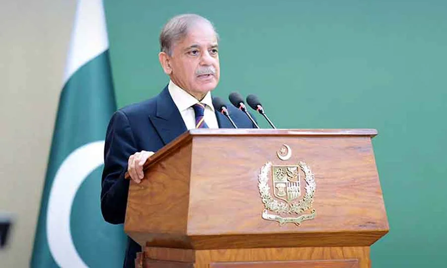 وزیراعظم کا پاکستان گورننس فورم سے خطاب، معاشی بہتری اور اصلاحات پر زور