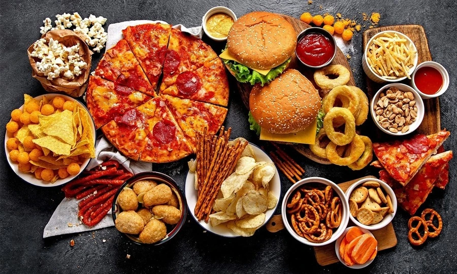 غذا میں الٹرا پروسیسڈ اشیا کم کرنے کے 8 آسان طریقے