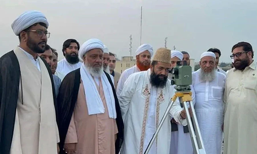 شوال کا چاند دیکھنے کے لیے مرکزی رویت ہلال کمیٹی کا اجلاس جاری