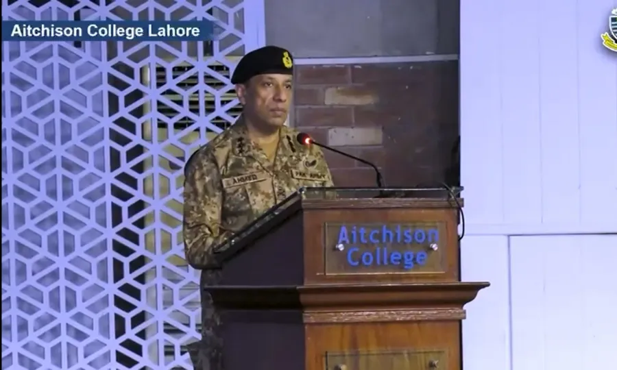 ڈی جی آئی ایس پی آر کا لاہور کے مختلف تعلیمی اداروں کا دورہ، قومی سلامتی پر تفصیلی گفتگو